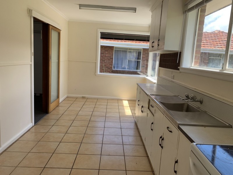 42 Henley, Lindisfarne TAS 7015
