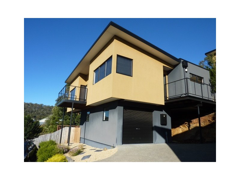 1/35a Quarry Road, Mornington TAS 7018