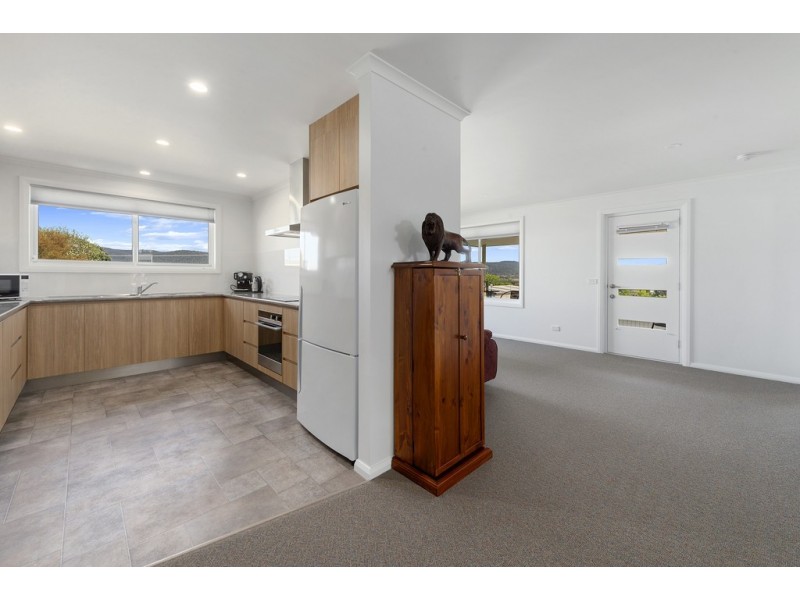 12 Lord Street, Triabunna TAS 7190