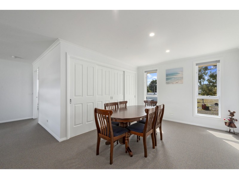 12 Lord Street, Triabunna TAS 7190