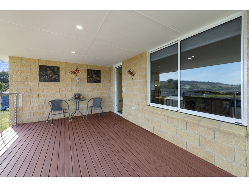 12 Lord Street, Triabunna TAS 7190