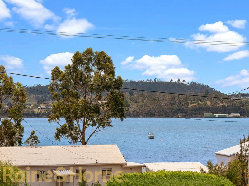 26 Barton Avenue, Triabunna TAS 7190