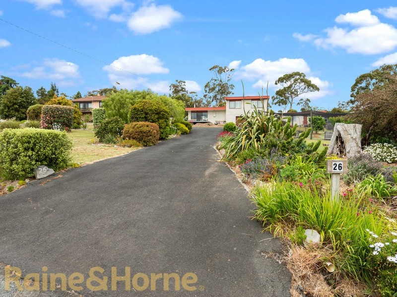 26 Barton Avenue, Triabunna TAS 7190