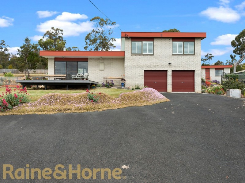 26 Barton Avenue, Triabunna TAS 7190