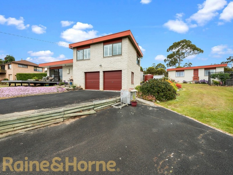 26 Barton Avenue, Triabunna TAS 7190