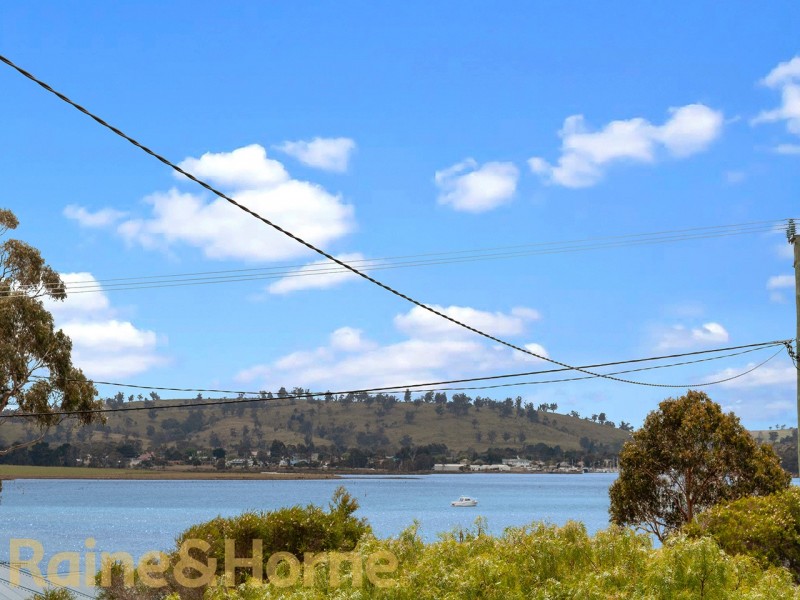 26 Barton Avenue, Triabunna TAS 7190