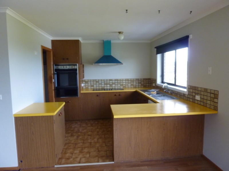 31 Nankoor Crescent, Howrah TAS 7018