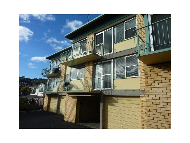 14-10 Ballawinnie Road, Lindisfarne TAS 7015