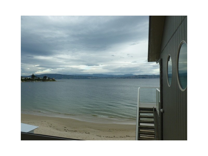 74 Spitfarm Road, Opossum Bay TAS 7023