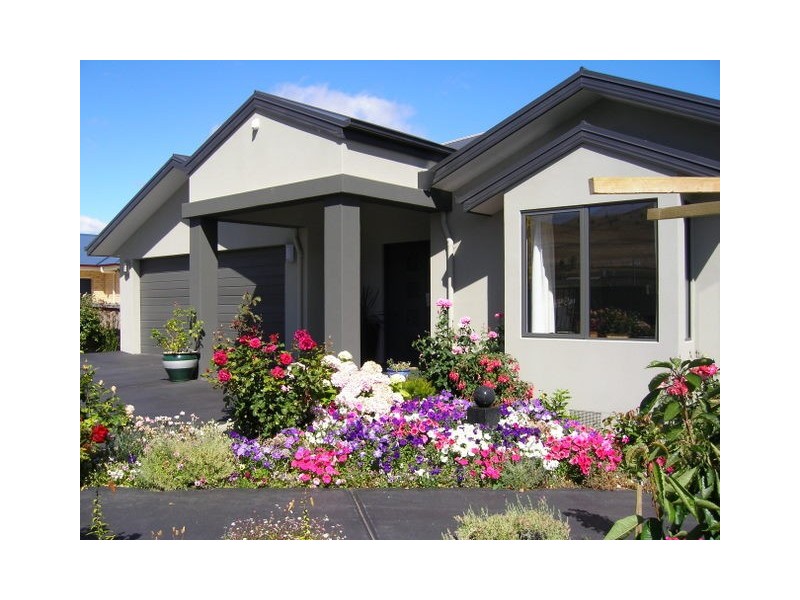 355 Carella Street, Tranmere TAS 7018