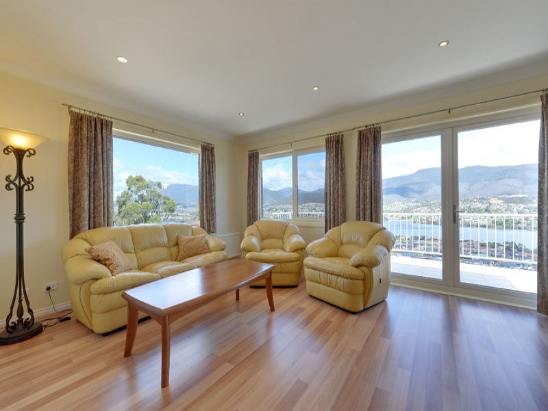53 Natlee Crescent, Old Beach TAS 7017