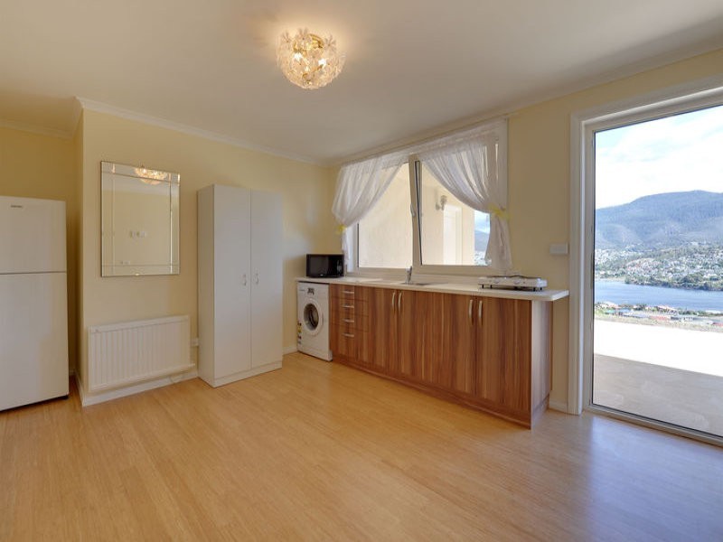 53 Natlee Crescent, Old Beach TAS 7017