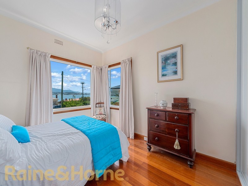 36 Topham Street, Rose Bay TAS 7015