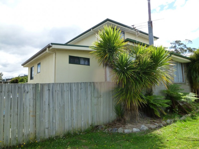 33 Bradman Street, Clarendon Vale TAS 7019