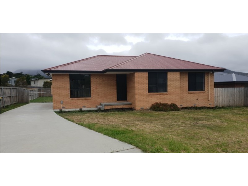 21 Barrob Street, Old Beach TAS 7017
