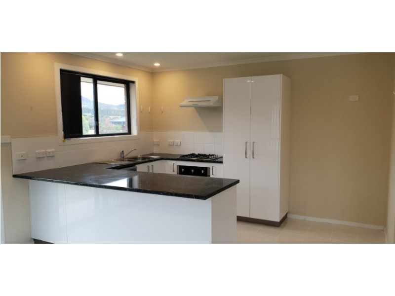 21 Barrob Street, Old Beach TAS 7017