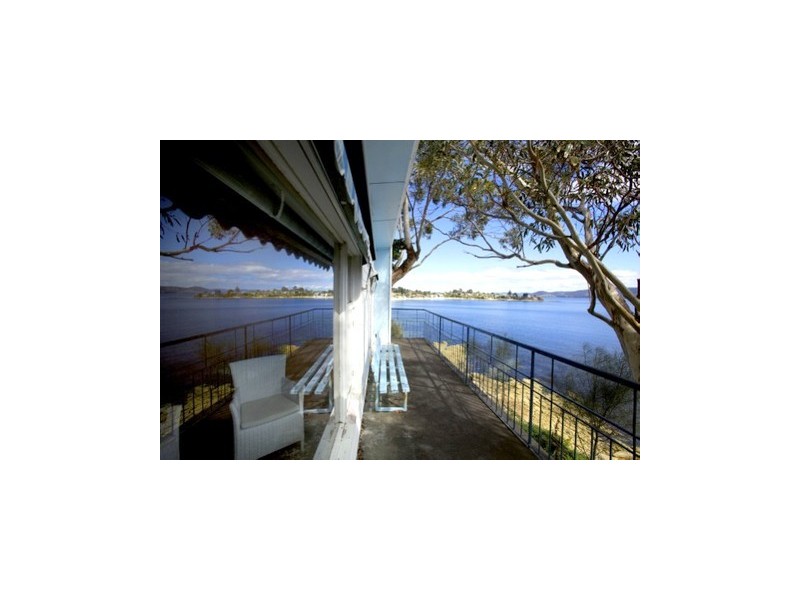 100 Spitfarm Road, Opossum Bay TAS 7023