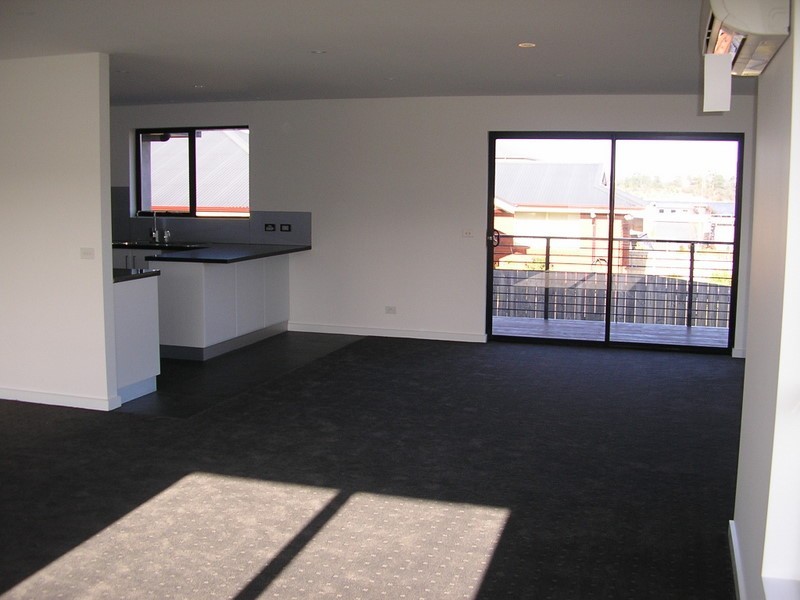 9 Eaves Court, Old Beach TAS 7017