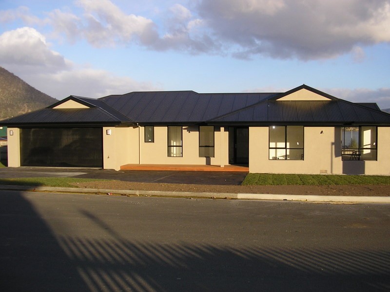 9 Eaves Court, Old Beach TAS 7017