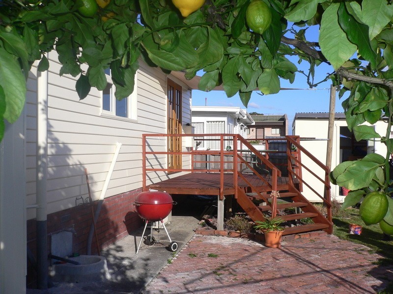 6 Berega Street, Howrah TAS 7018
