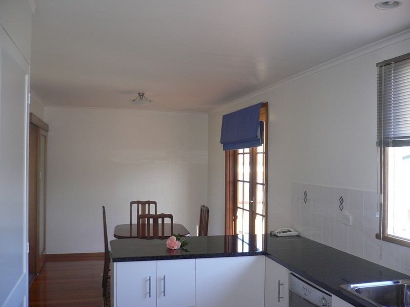 6 Berega Street, Howrah TAS 7018