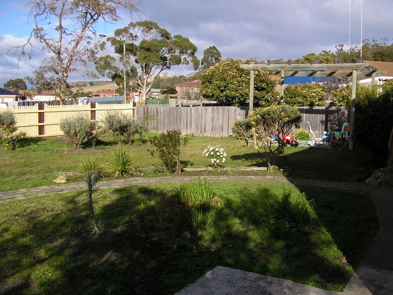 17 Arden Drive, Rokeby TAS 7019