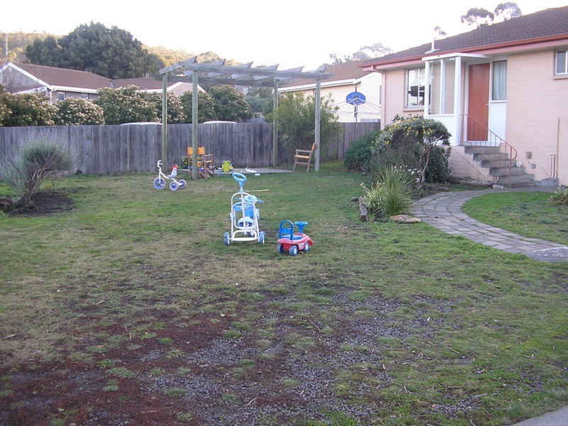 17 Arden Drive, Rokeby TAS 7019