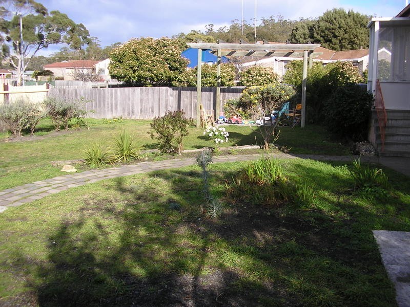 17 Arden Drive, Rokeby TAS 7019