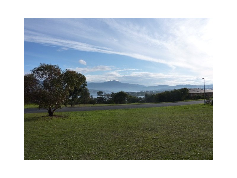 16 Stanfield Drive, Old Beach TAS 7017