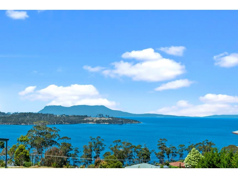 59 Bernacchi Drive, Orford TAS 7190