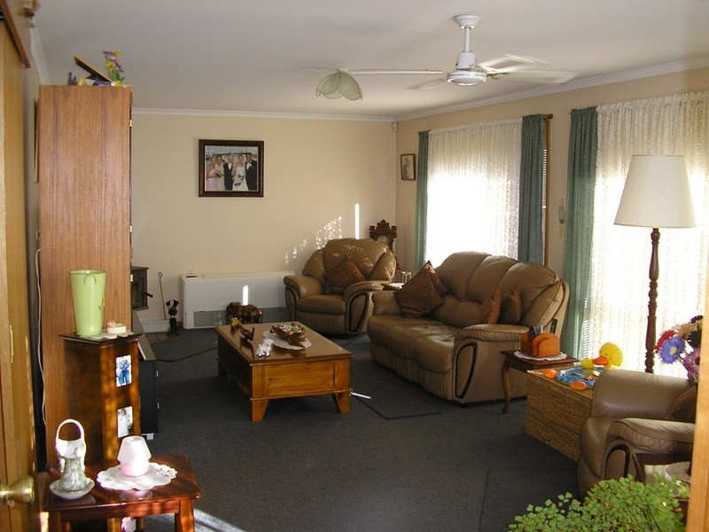 24 Loinah Crescent, Montagu Bay TAS 7018