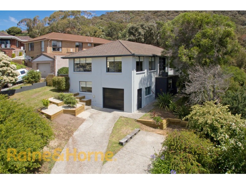 17 Elwood Drive, Lindisfarne TAS 7015