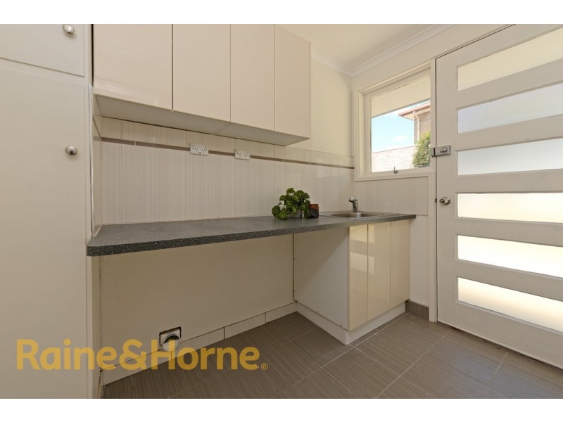 17 Elwood Drive, Lindisfarne TAS 7015