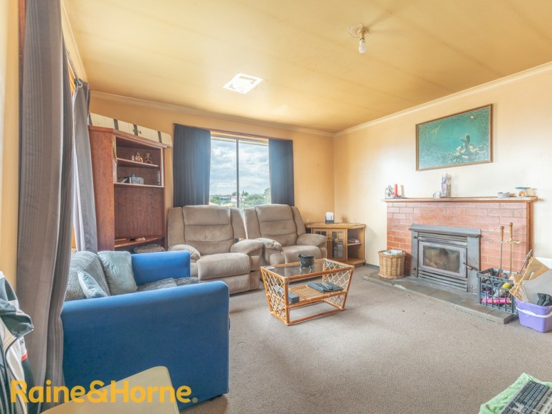 6 Calvert Crescent, Herdsmans Cove TAS 7030