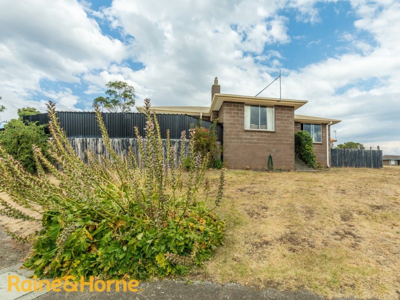 6 Calvert Crescent, Herdsmans Cove TAS 7030