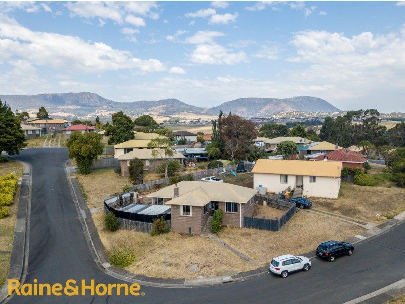 6 Calvert Crescent, Herdsmans Cove TAS 7030