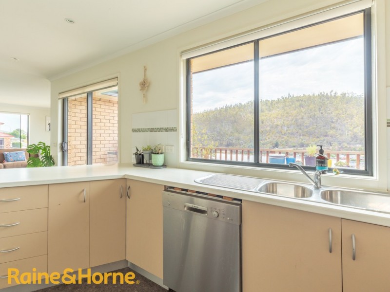 25 Joshua Street, Mornington TAS 7018