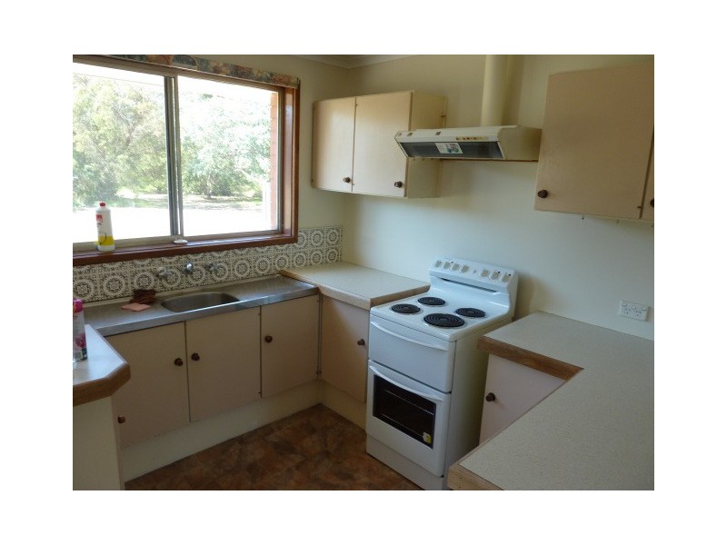 120 Bicheno Street, Clifton Beach TAS 7020