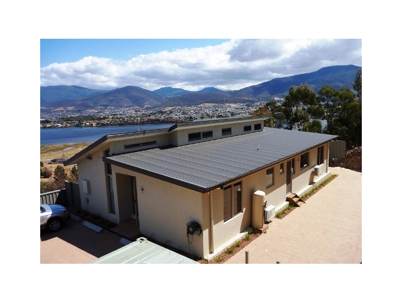 4 Peta Lane, Old Beach TAS 7017