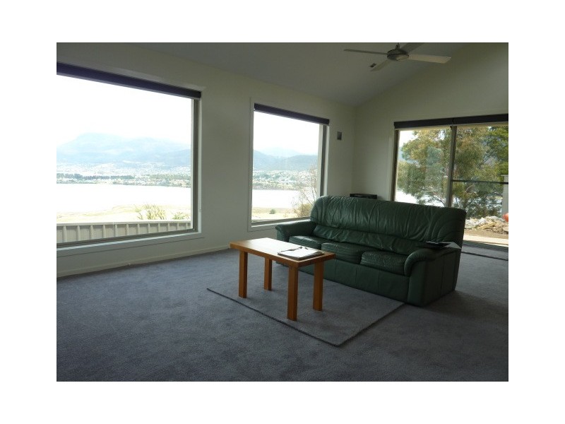 4 Peta Lane, Old Beach TAS 7017