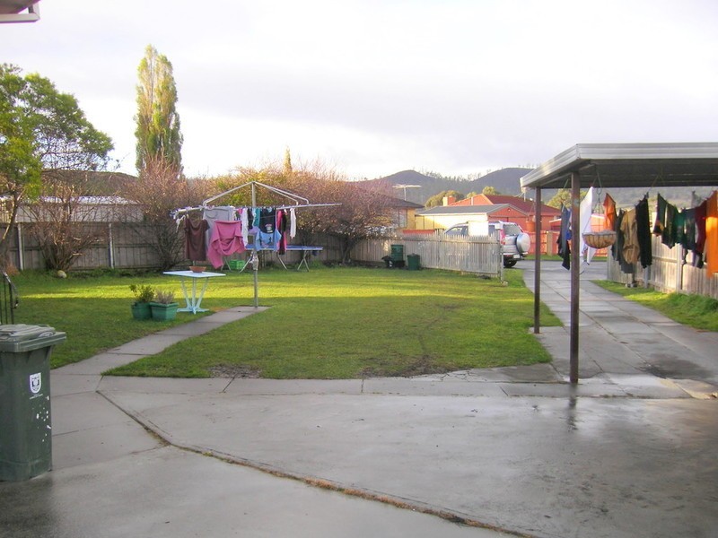 4 Duntroon Court, Rokeby TAS 7019