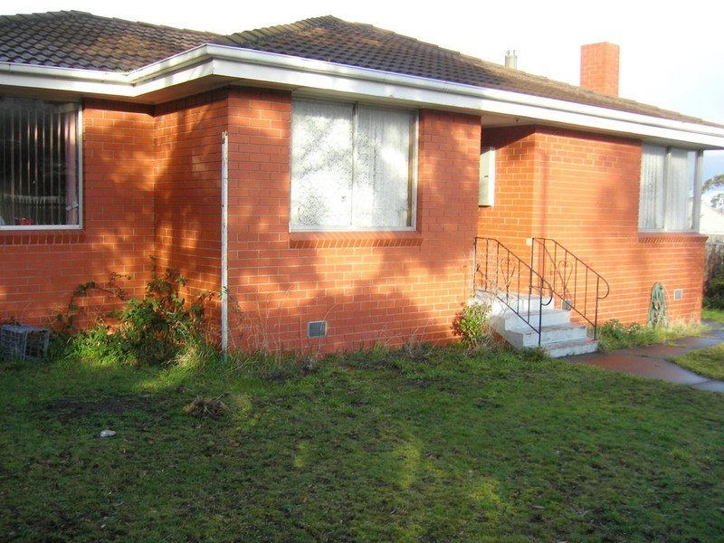 4 Duntroon Court, Rokeby TAS 7019