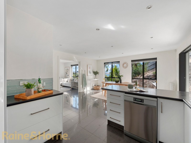 1 Heron Court, Granton TAS 7030