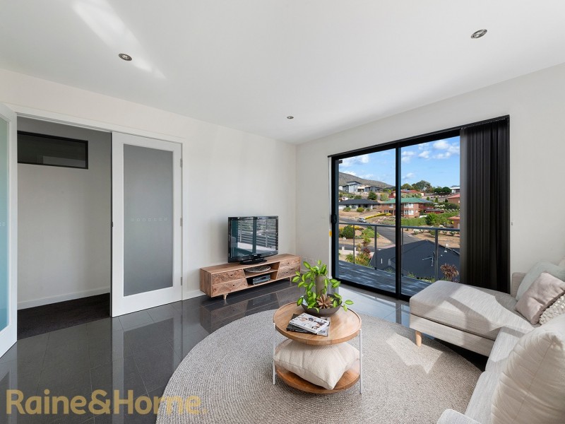 1 Heron Court, Granton TAS 7030