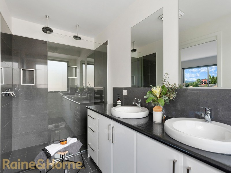 1 Heron Court, Granton TAS 7030