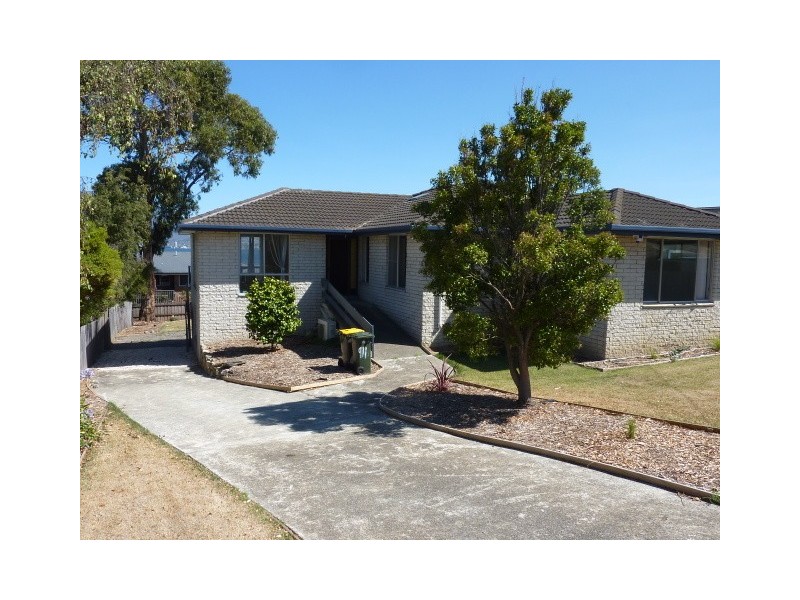 911 Oceana Drive, Tranmere TAS 7018