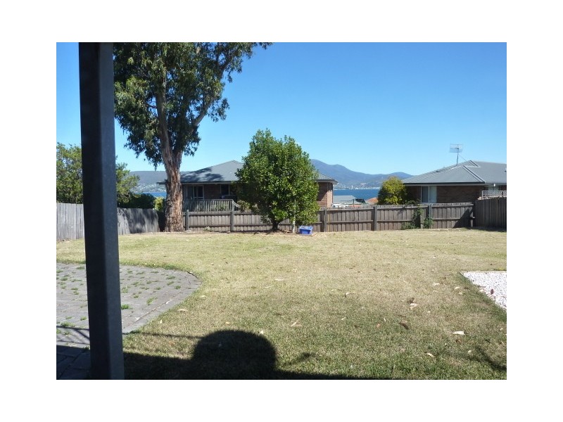911 Oceana Drive, Tranmere TAS 7018