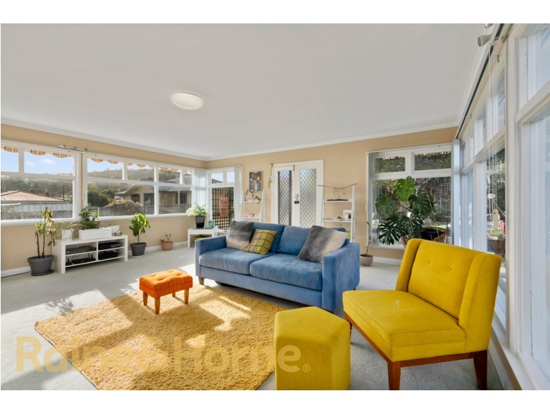 1/4 Mildura Street, Bellerive TAS 7018