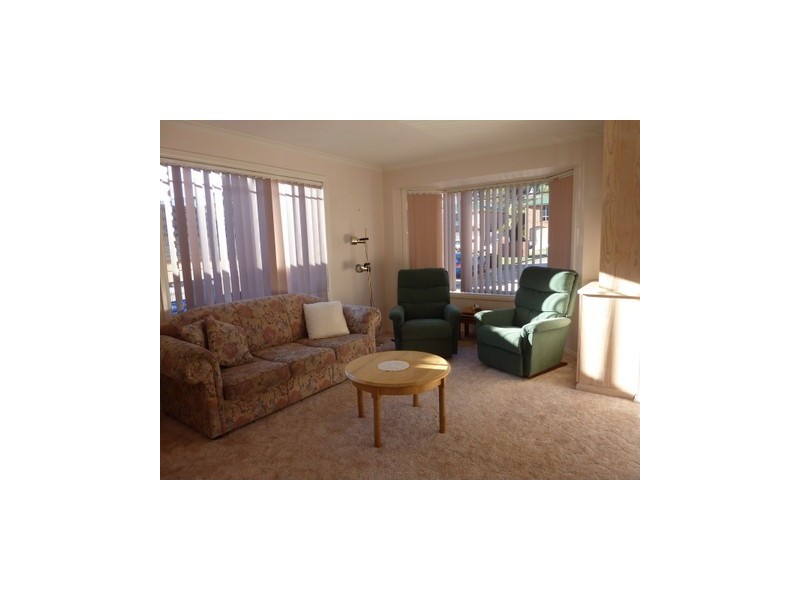 3/6 Katrina  Court, Lindisfarne TAS 7015