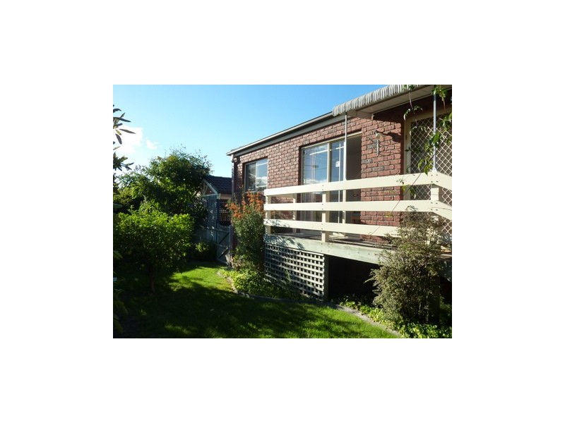 3/6 Katrina  Court, Lindisfarne TAS 7015